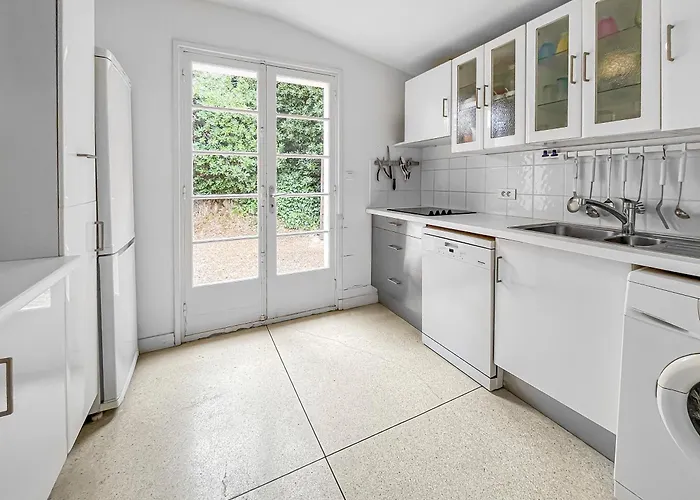 Oasis Familiale Pres Des Plages Nyaraló