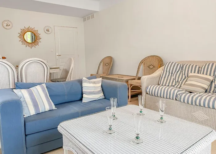 Oasis Familiale Pres Des Plages Дом отдыха Сент-Максим