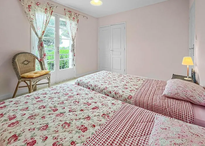 Сasa de vacaciones Oasis Familiale Pres Des Plages